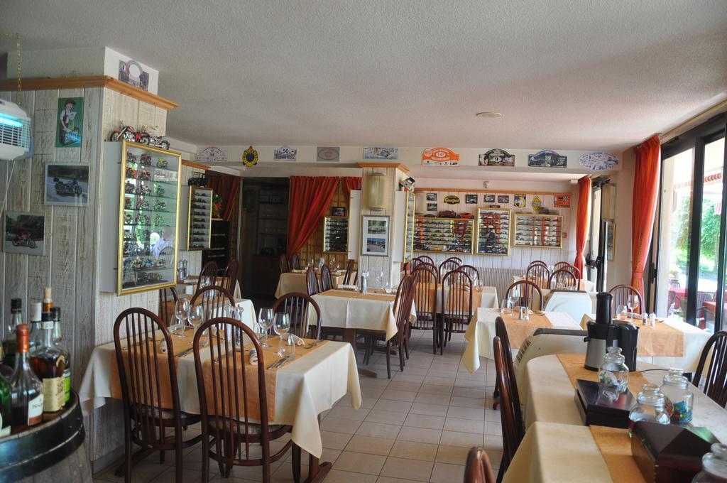 Le Relais De La Vallee Hyevre-Paroisse Exterior photo